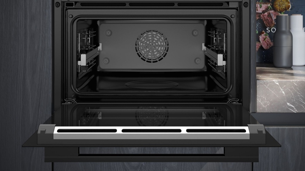 Siemens Extra Klasse CS736GCB1F A+ bakoven met stoomfunctie
