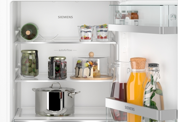 Siemens KI21RADD1 88 cm deur op deur SoftClose koelkast